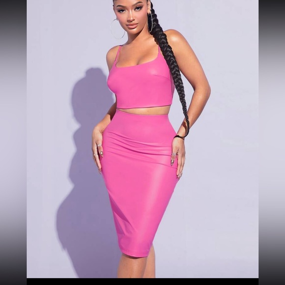 Two piece set - Picture 4 of 4